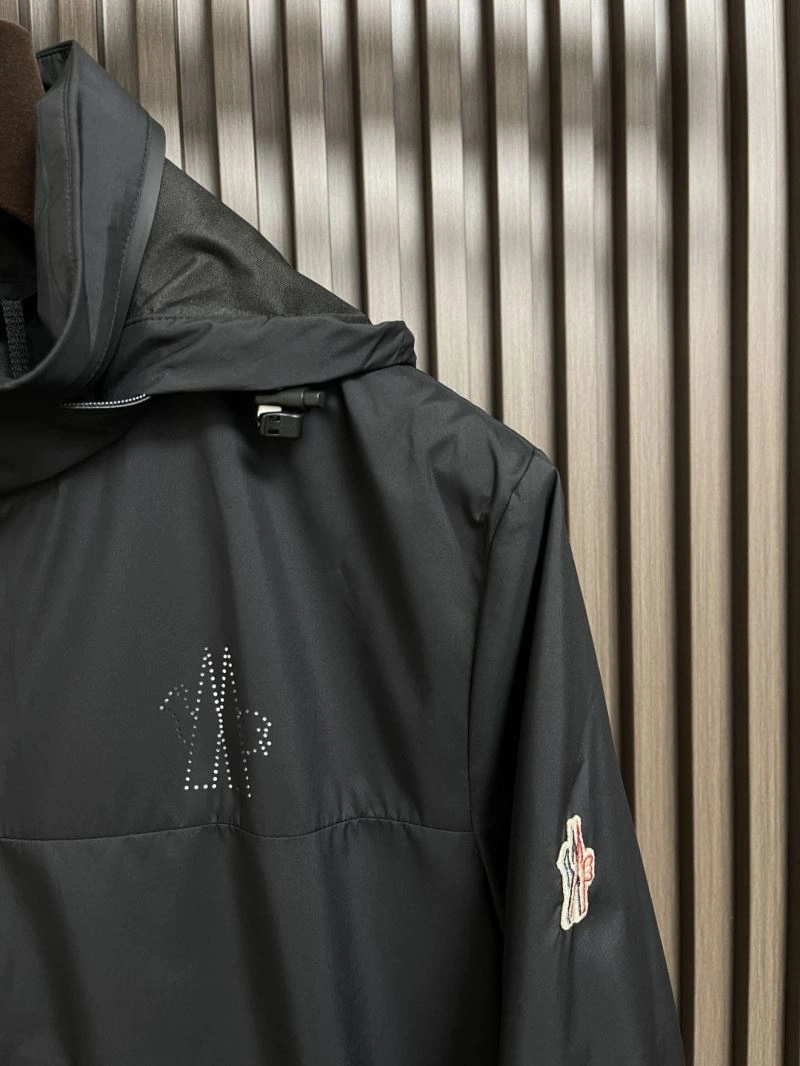 Moncler Outwear Popular 141153