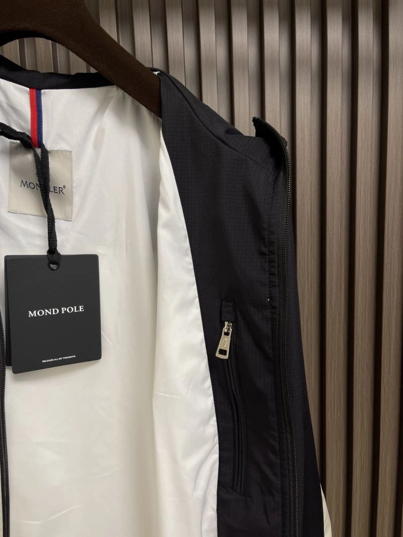 EasyMatch Moncler Outwear 141147