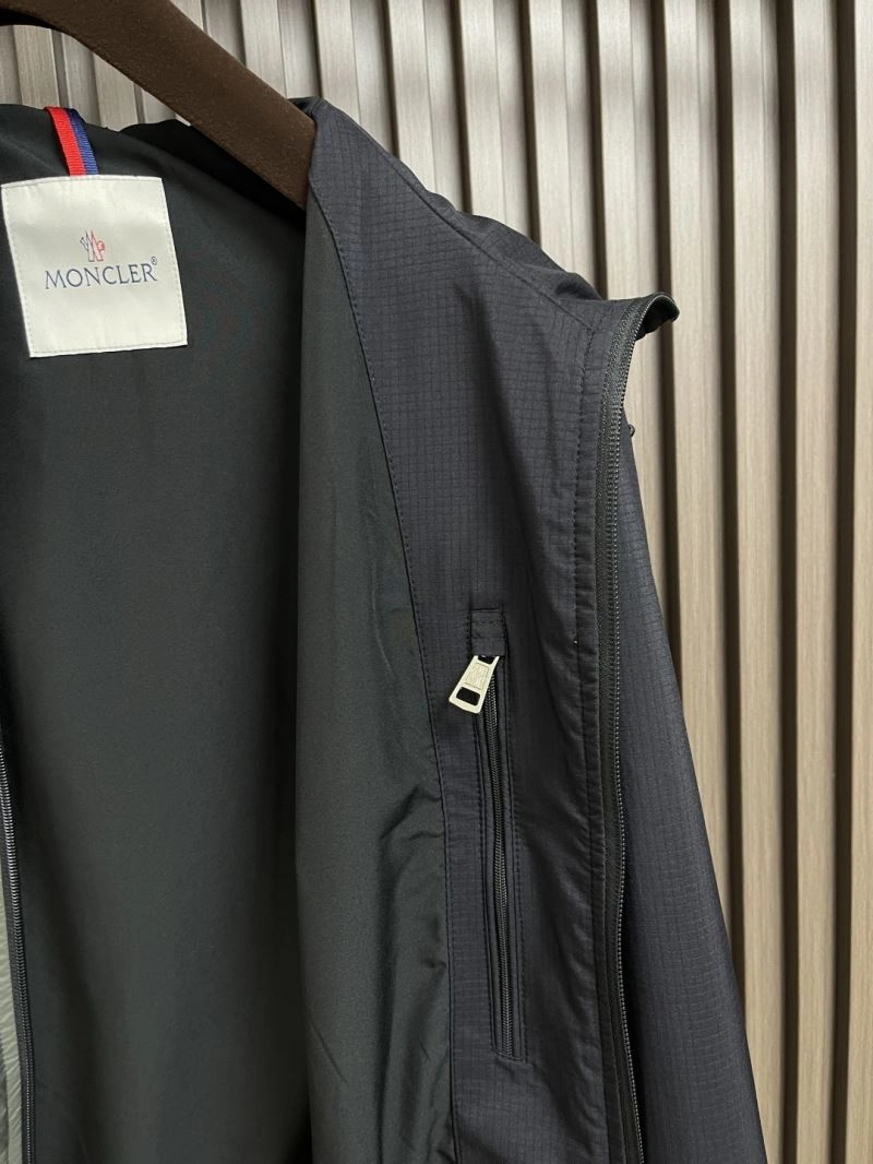 Moncler Outwear SportInspired 141161
