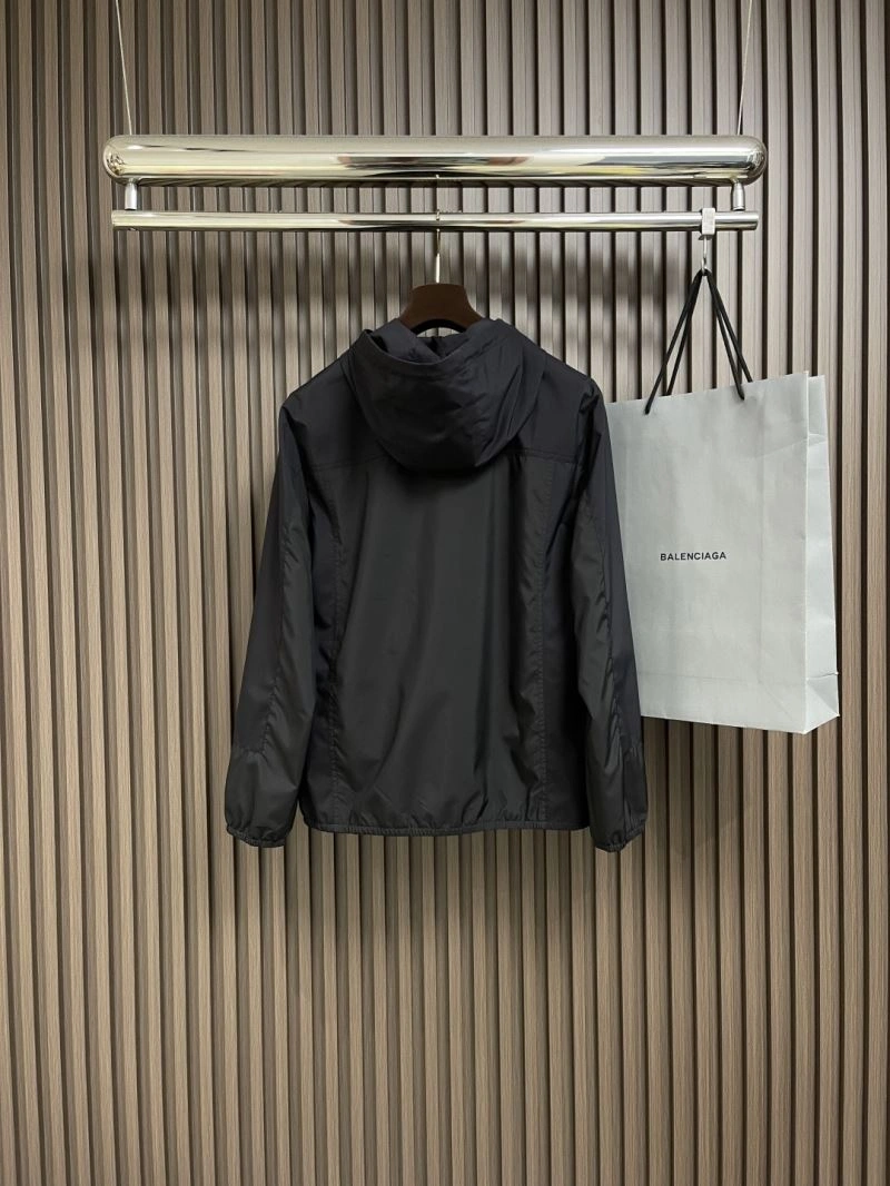 EasyMatch Moncler Outwear 141158