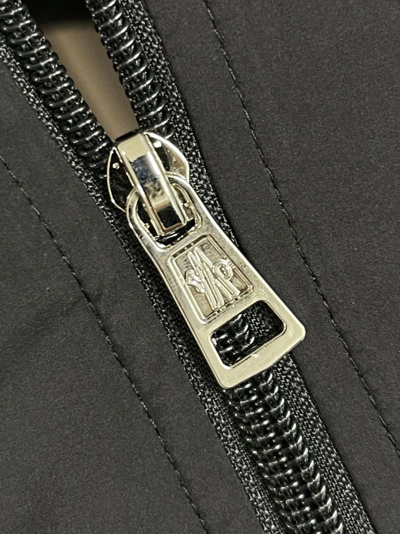 EasyMatch Moncler Outwear 141158