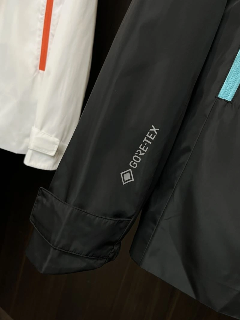 EasyMatch Moncler Outwear 141171