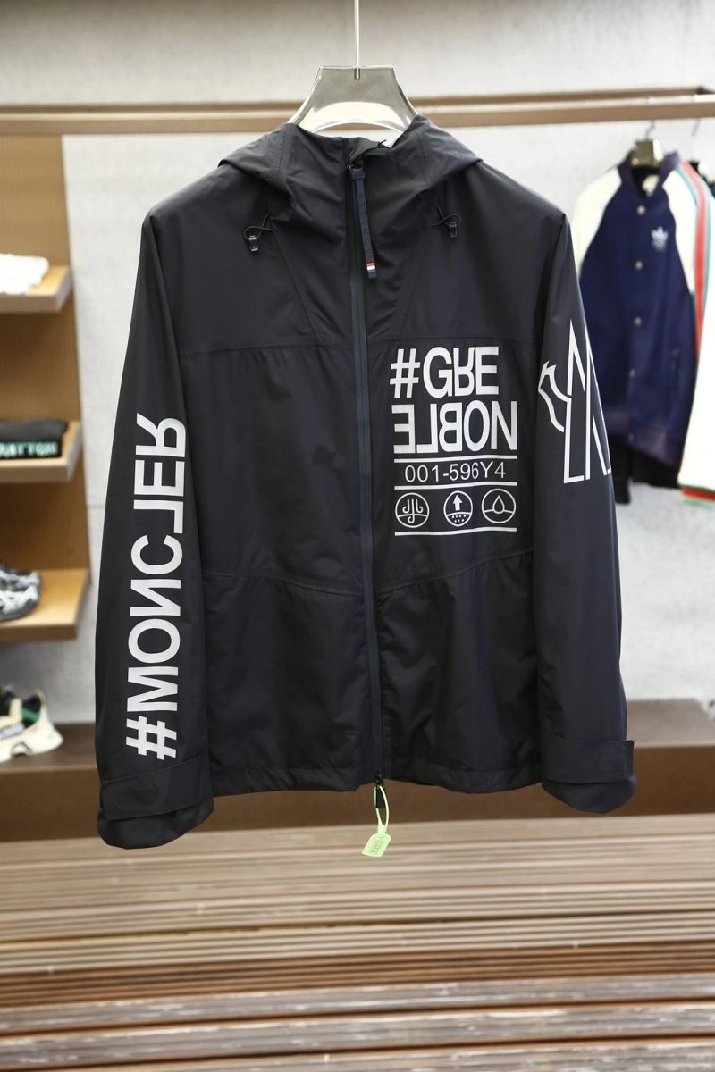 Moncler Outwear Colorful 141146