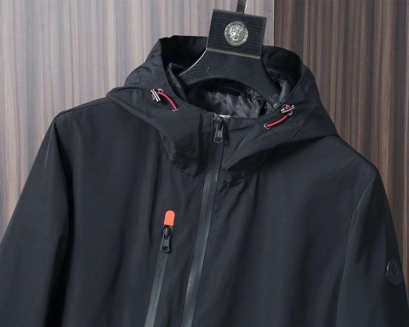 Reliable Moncler Outwear 141145
