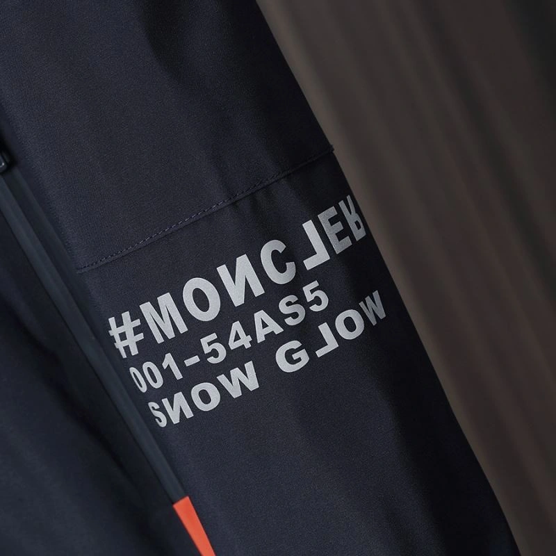 TravelReady Moncler Outwear 141142