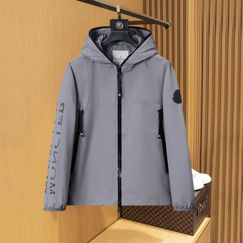 TimelessDesign Moncler Outwear 141140