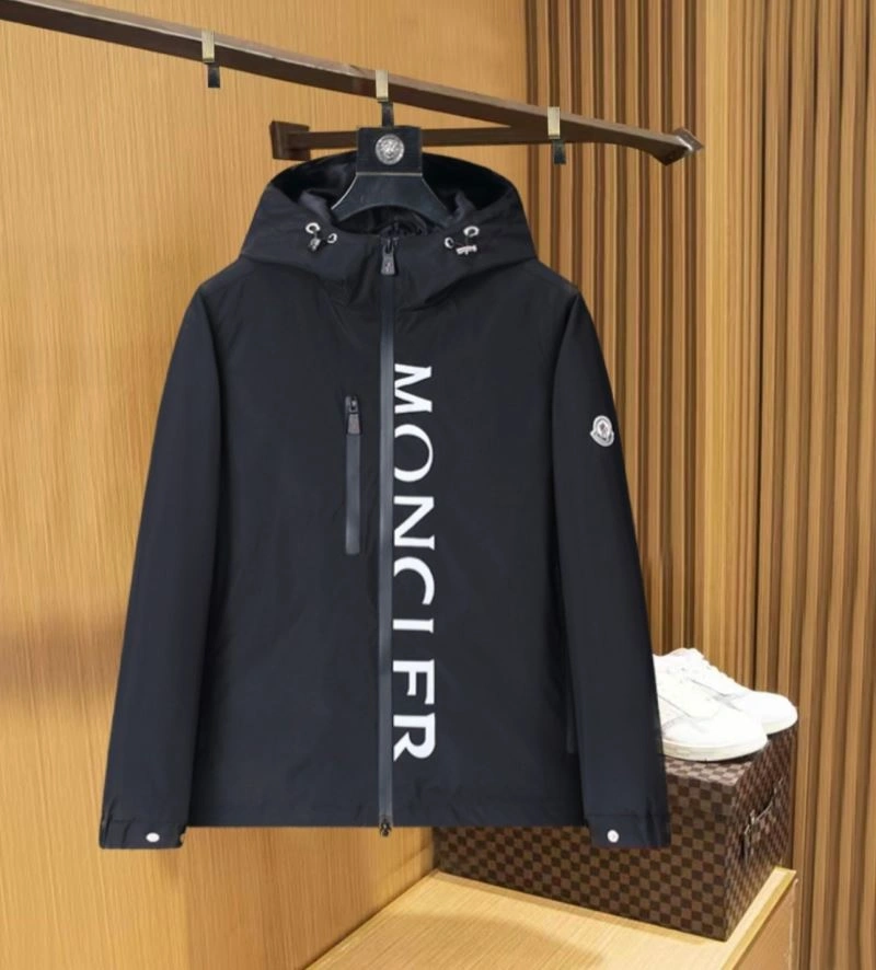 MoistureWicking Moncler Outwear 141143