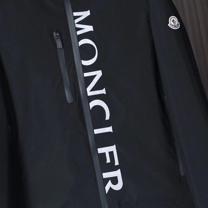 MoistureWicking Moncler Outwear 141143