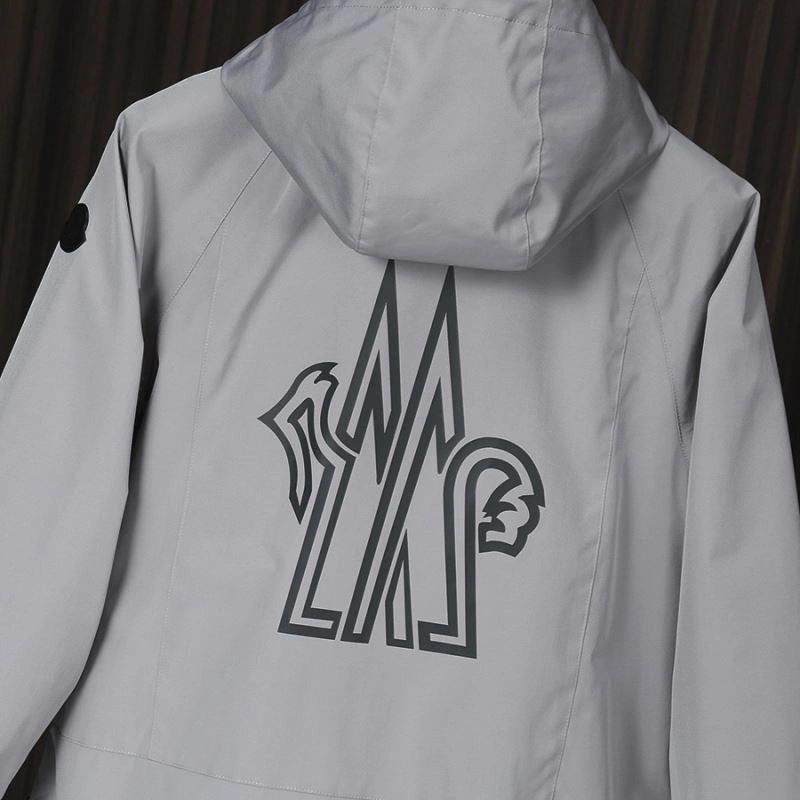 Durable Moncler Outwear 141138