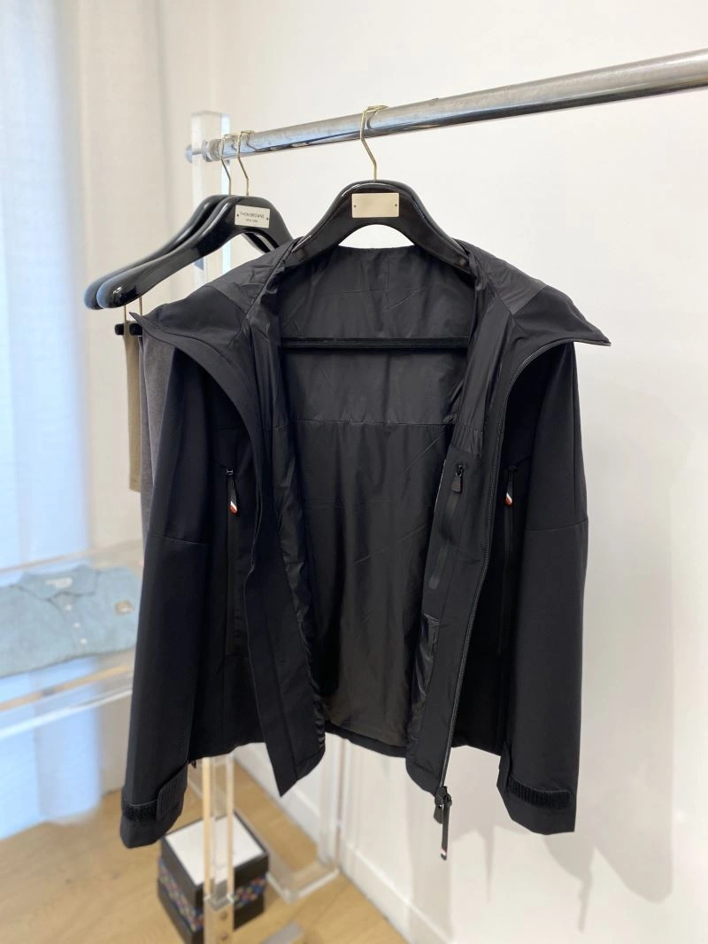 DailyWear Moncler Outwear 141137