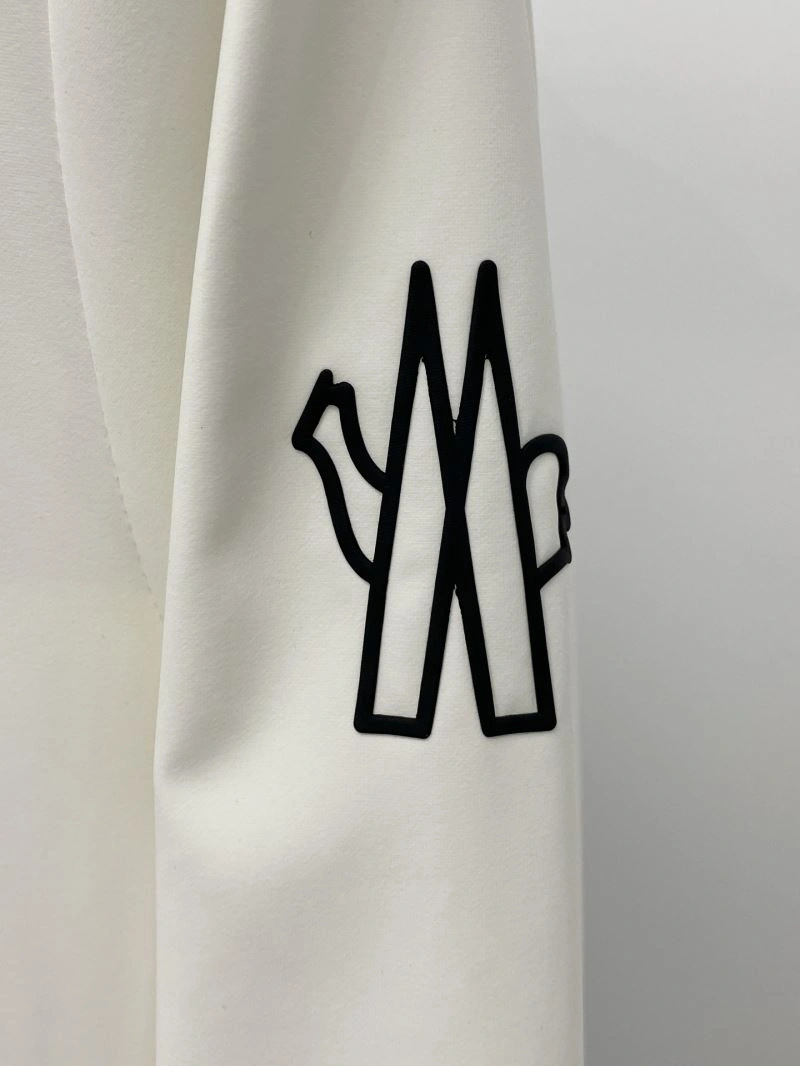 Moncler Outwear HighQuality 141135