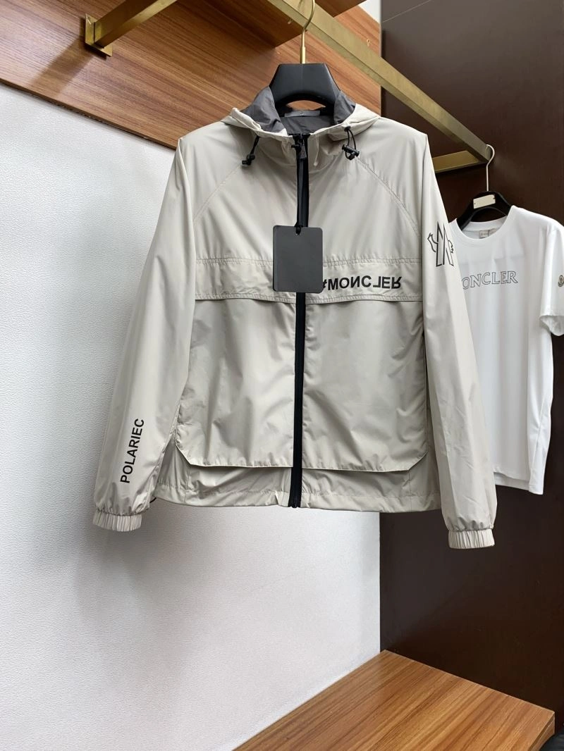 Moncler Outwear Tailored 141129