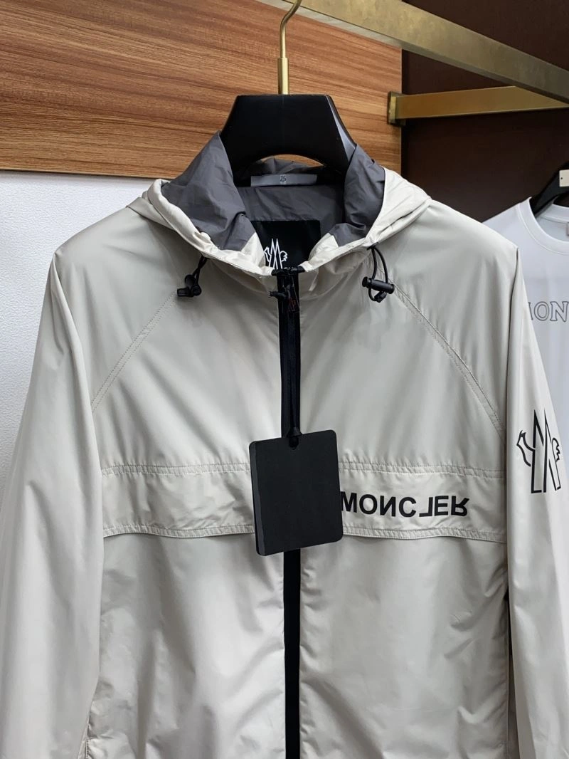 Moncler Outwear Tailored 141129