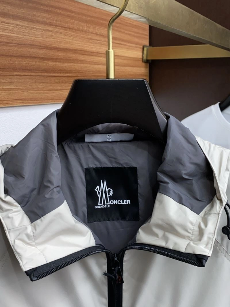 Moncler Outwear Tailored 141129