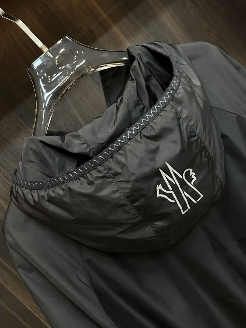 Moncler Outwear Breathable 141121