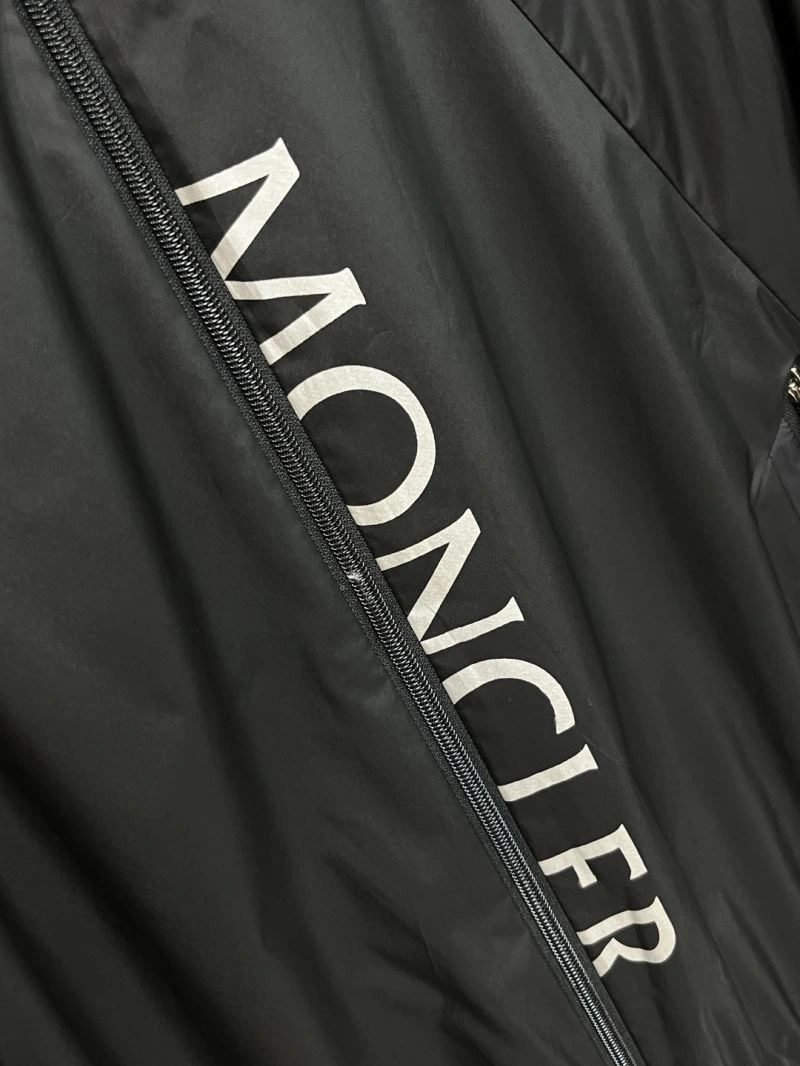 Moncler Outwear Breathable 141121