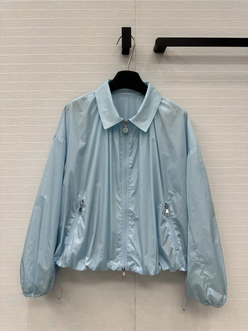 Moncler Outwear ZipUp 139769