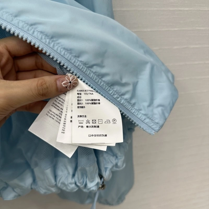 Moncler Outwear ZipUp 139769