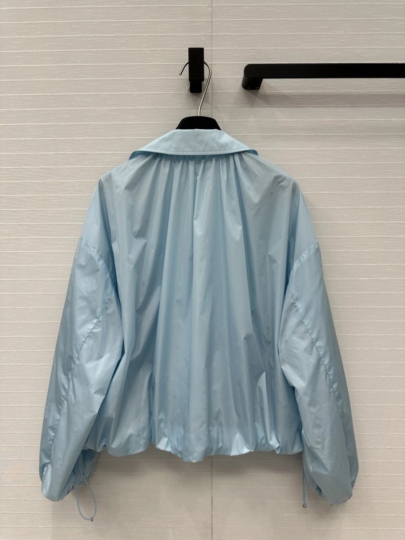 Moncler Outwear ZipUp 139769