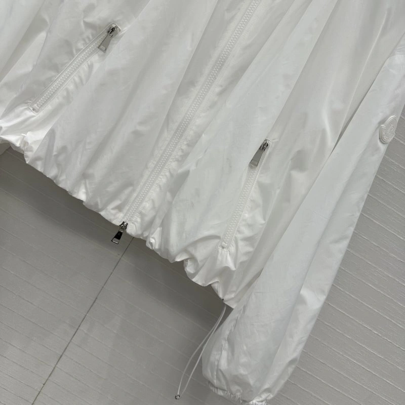FreshLook Moncler Outwear 139755