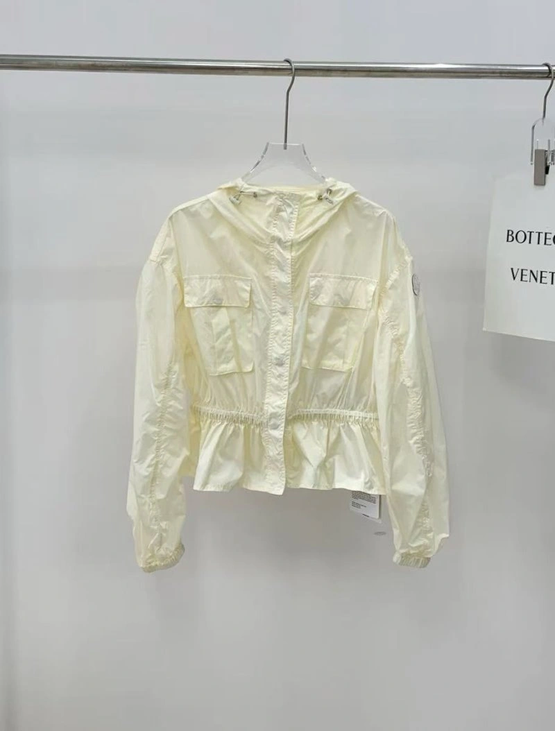 Moncler Outwear WrinkleFree 139753