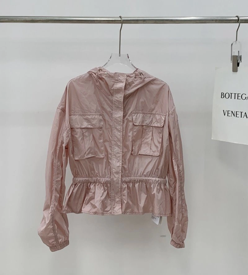 Moncler Outwear WrinkleFree 139753