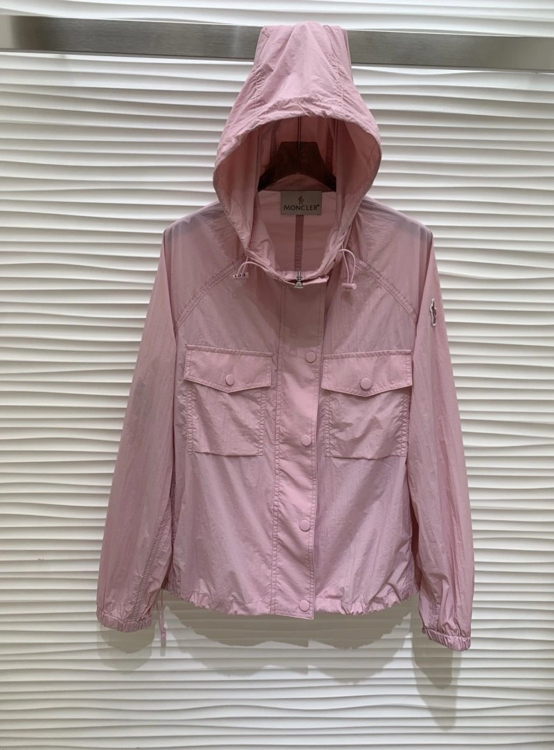 Supportive Moncler Outwear 139771