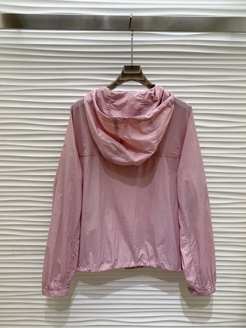 Supportive Moncler Outwear 139771