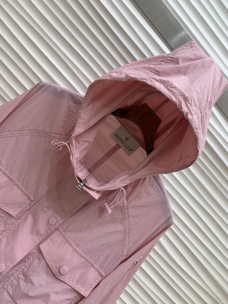 Supportive Moncler Outwear 139771