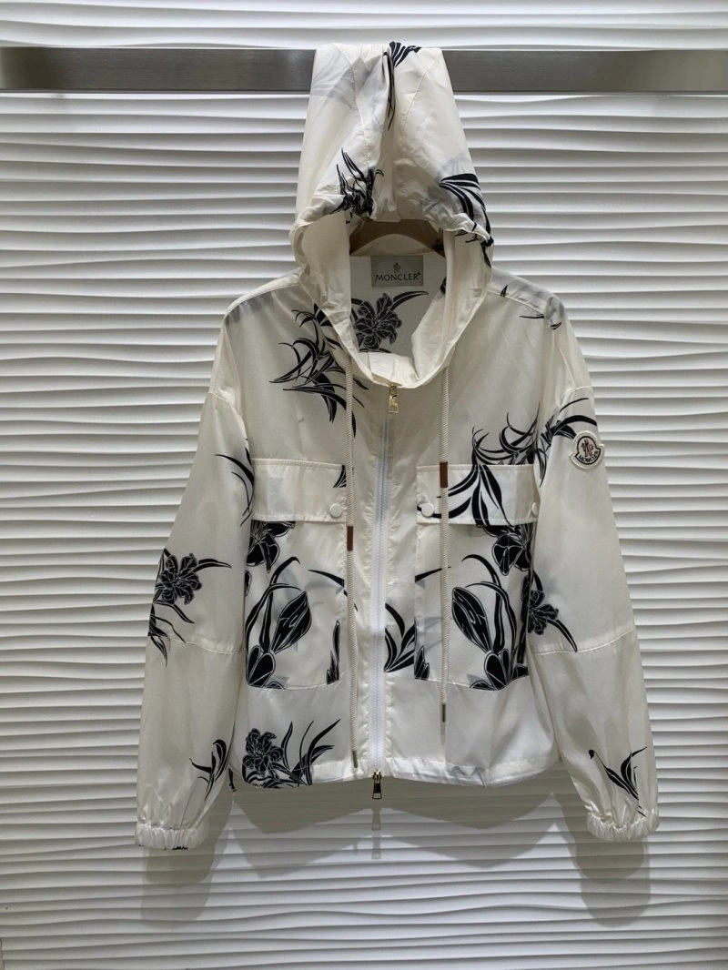 Popular Moncler Outwear 139773