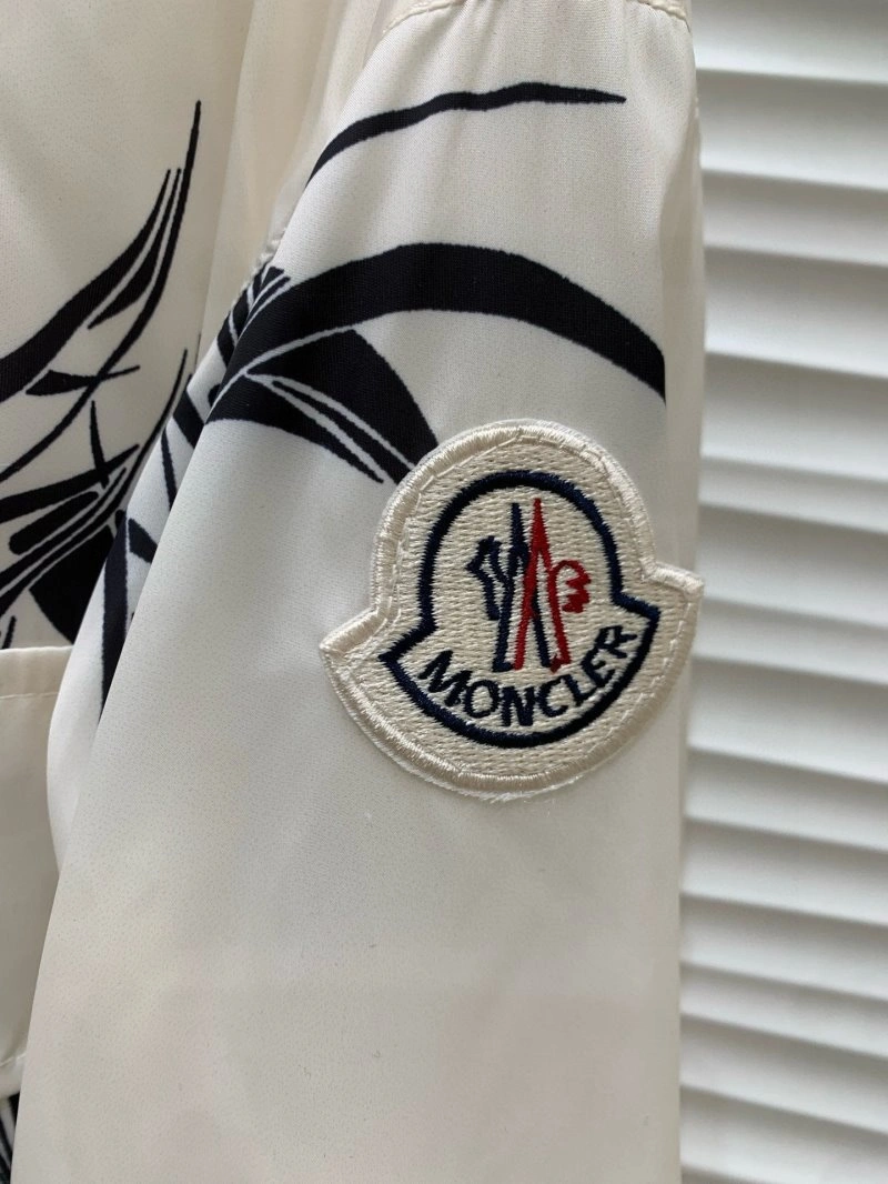 Popular Moncler Outwear 139773