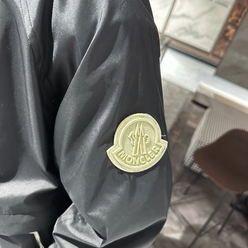 Moncler Outwear Affordable 140775