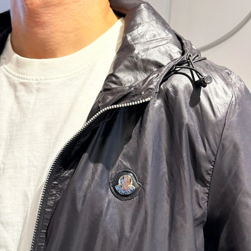 FlexibleFit Moncler Outwear 140772