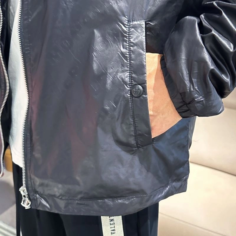 FlexibleFit Moncler Outwear 140772