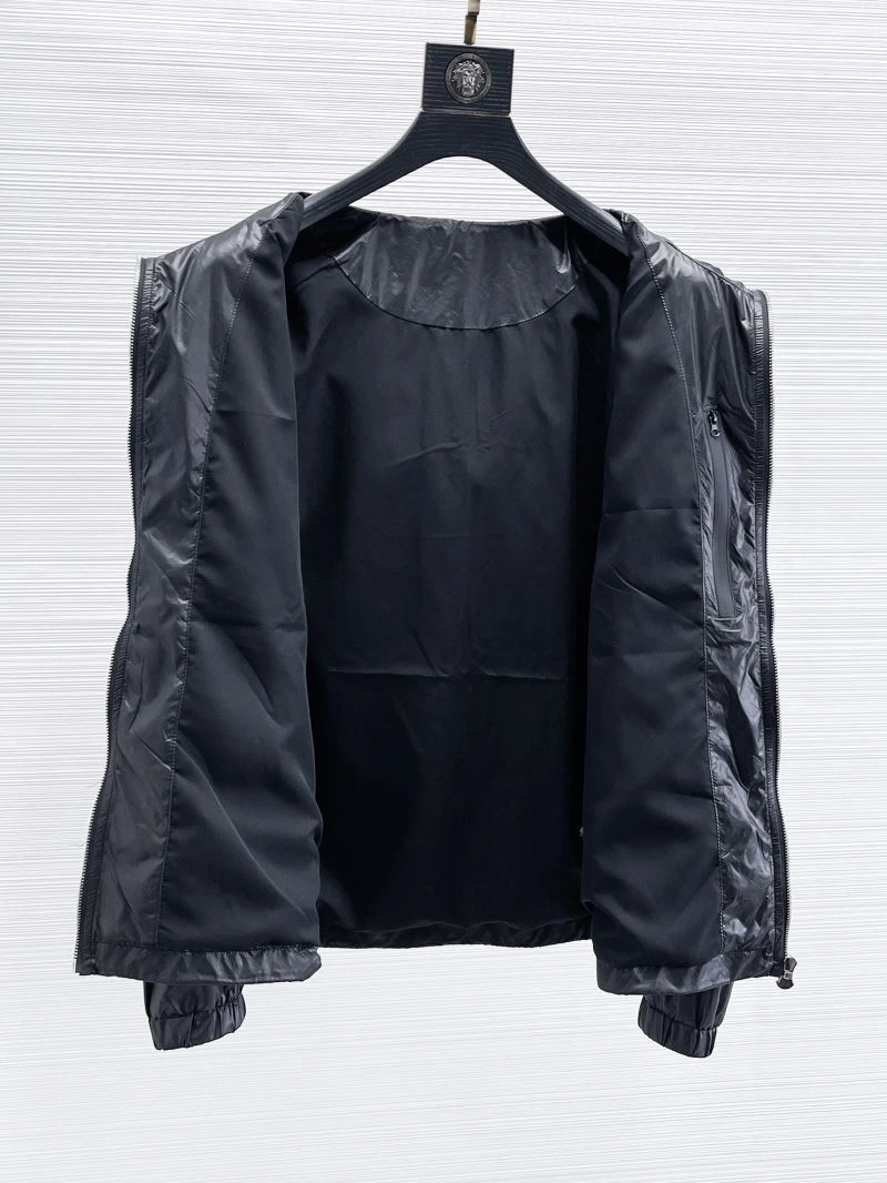 Moncler Outwear EasyCare 140770