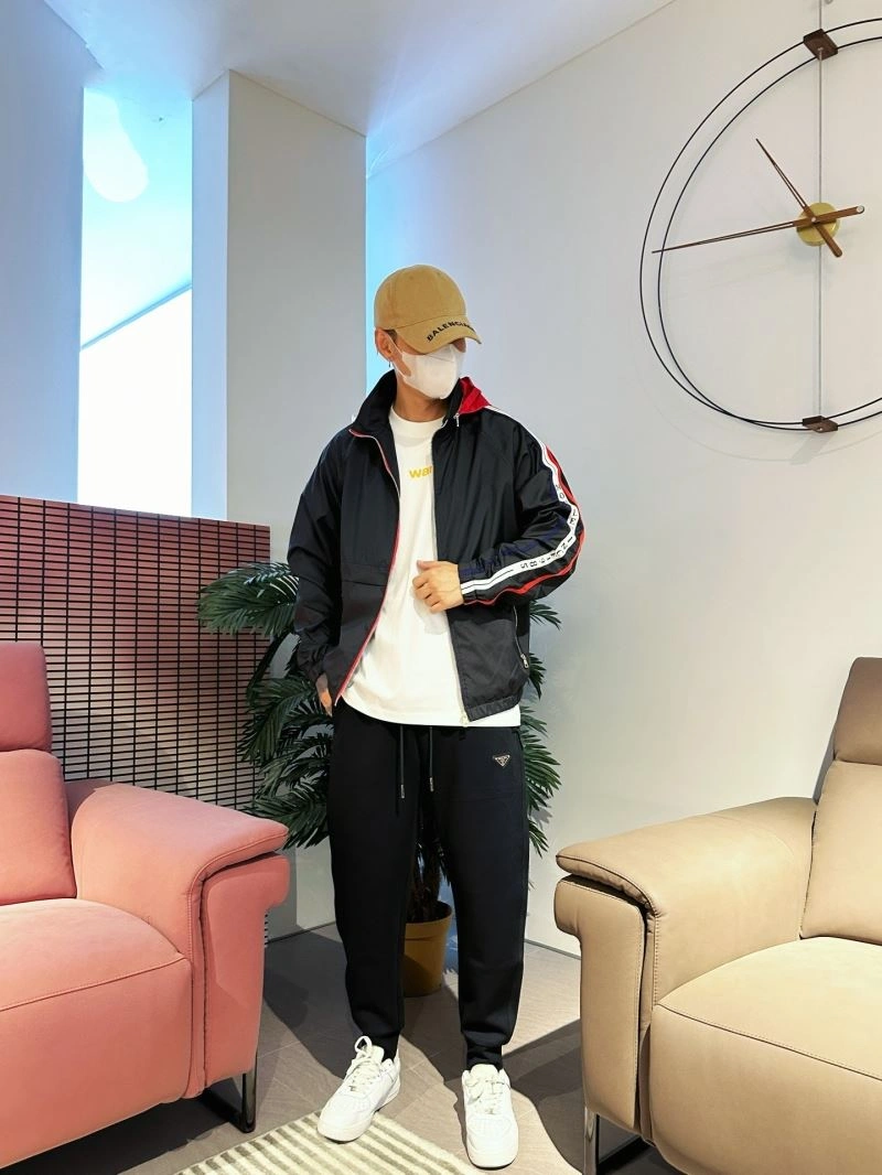 Moncler Outwear Practical 140764