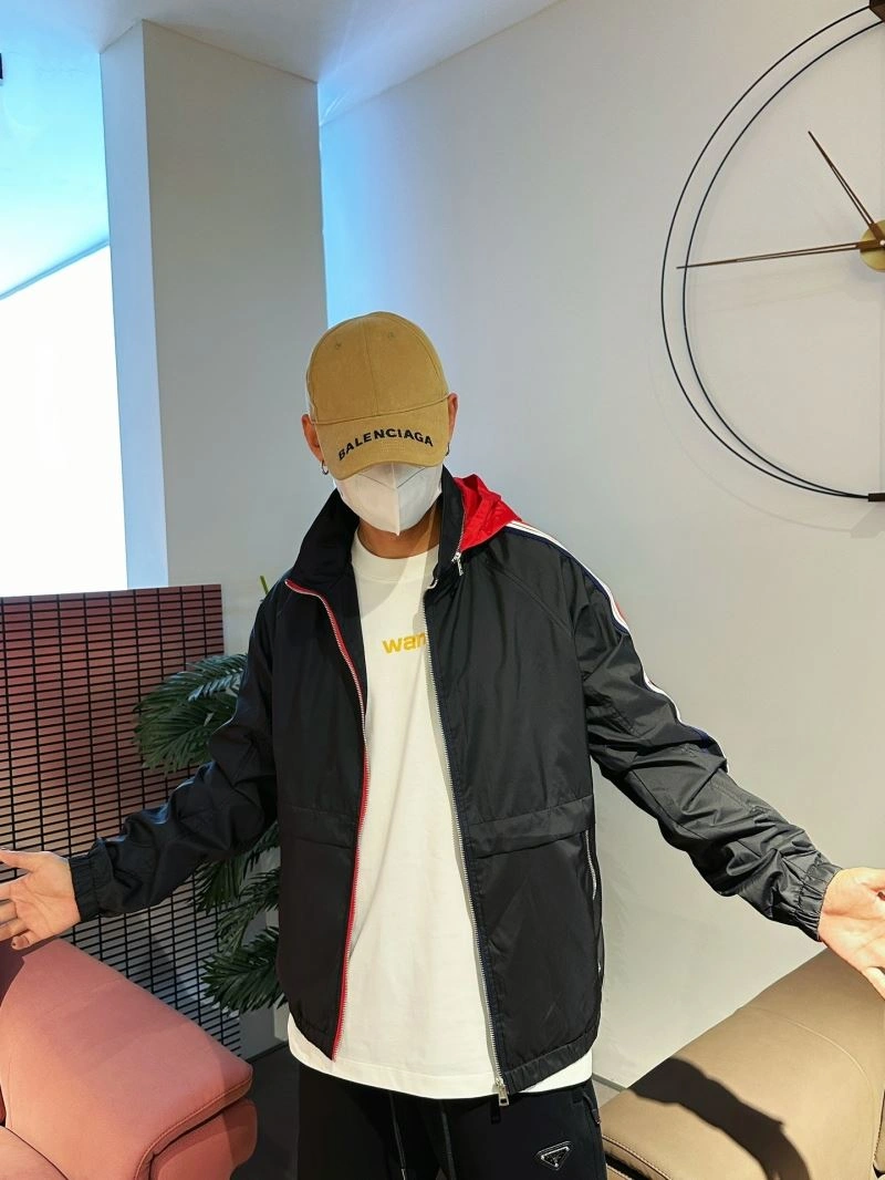 Moncler Outwear Practical 140764
