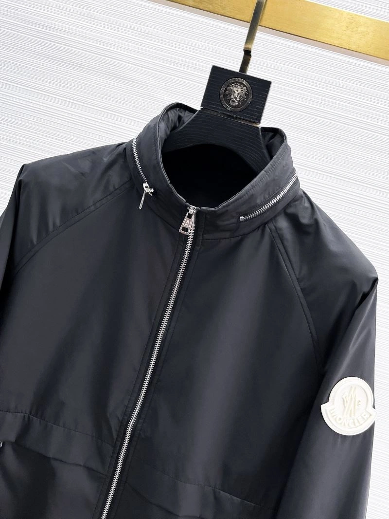 Functional Moncler Outwear 140759