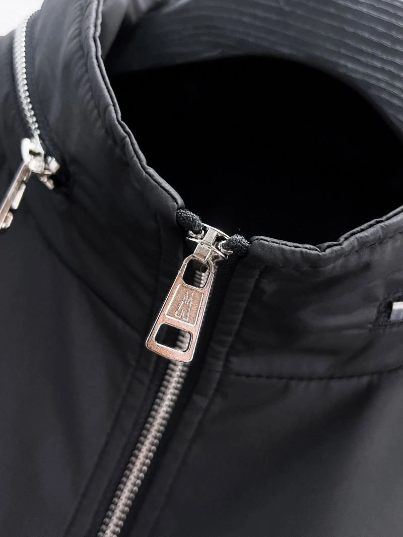 Functional Moncler Outwear 140759