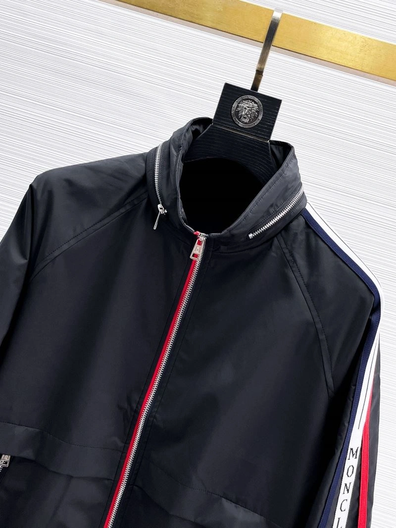 Moncler Outwear ModernLook 140758