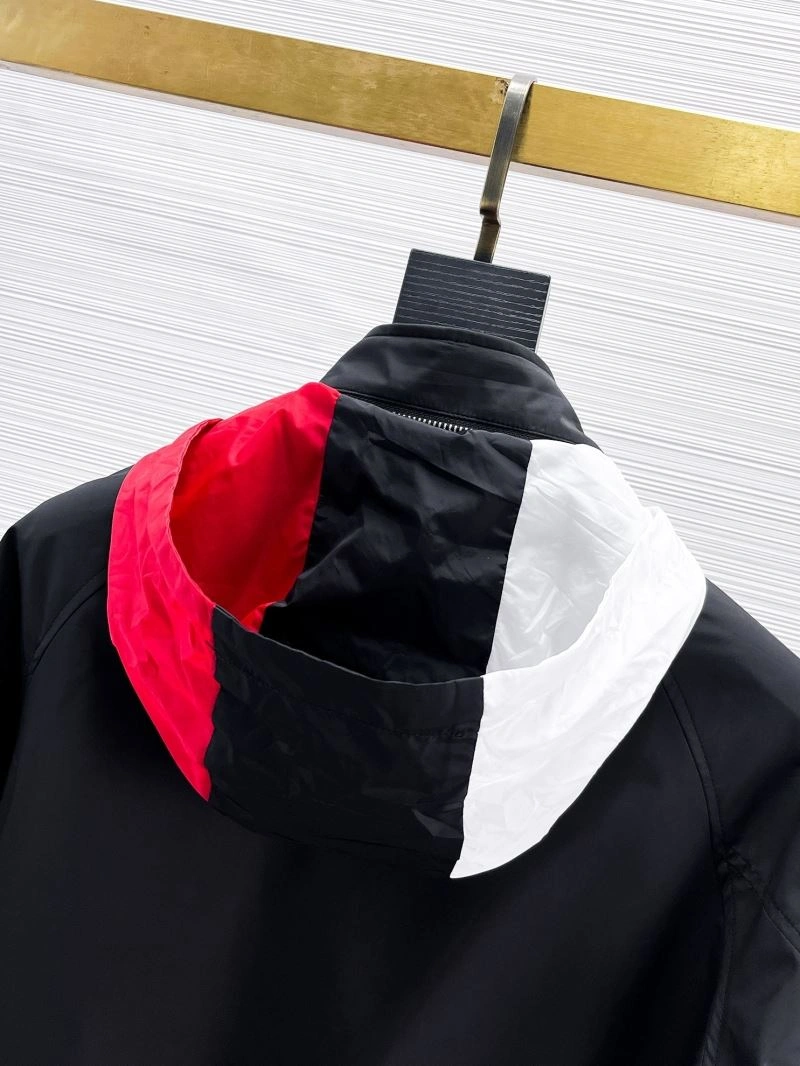 Moncler Outwear ModernLook 140758