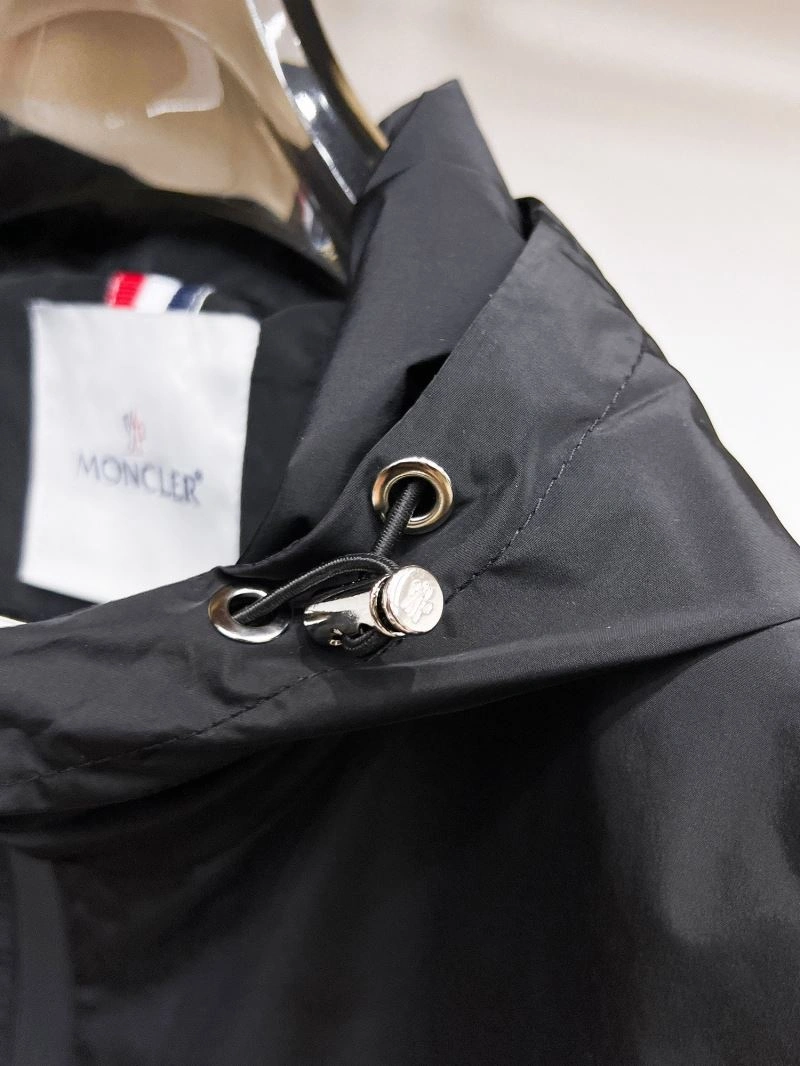 Unisex Moncler Outwear 140766