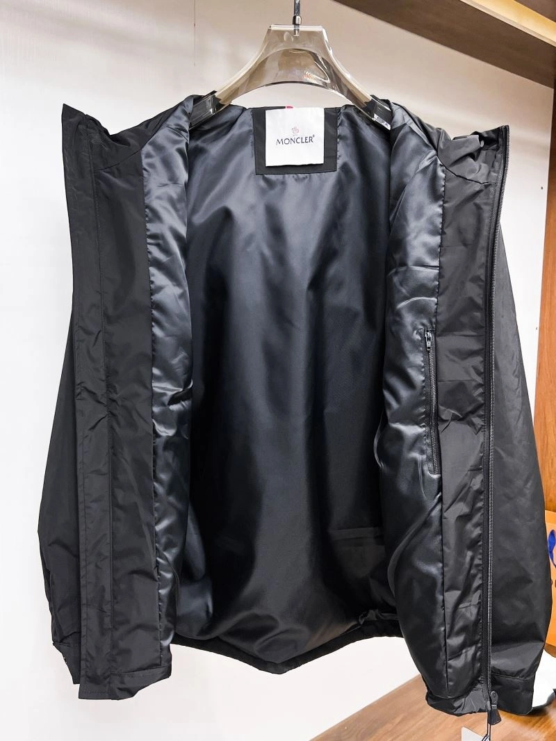 Unisex Moncler Outwear 140766