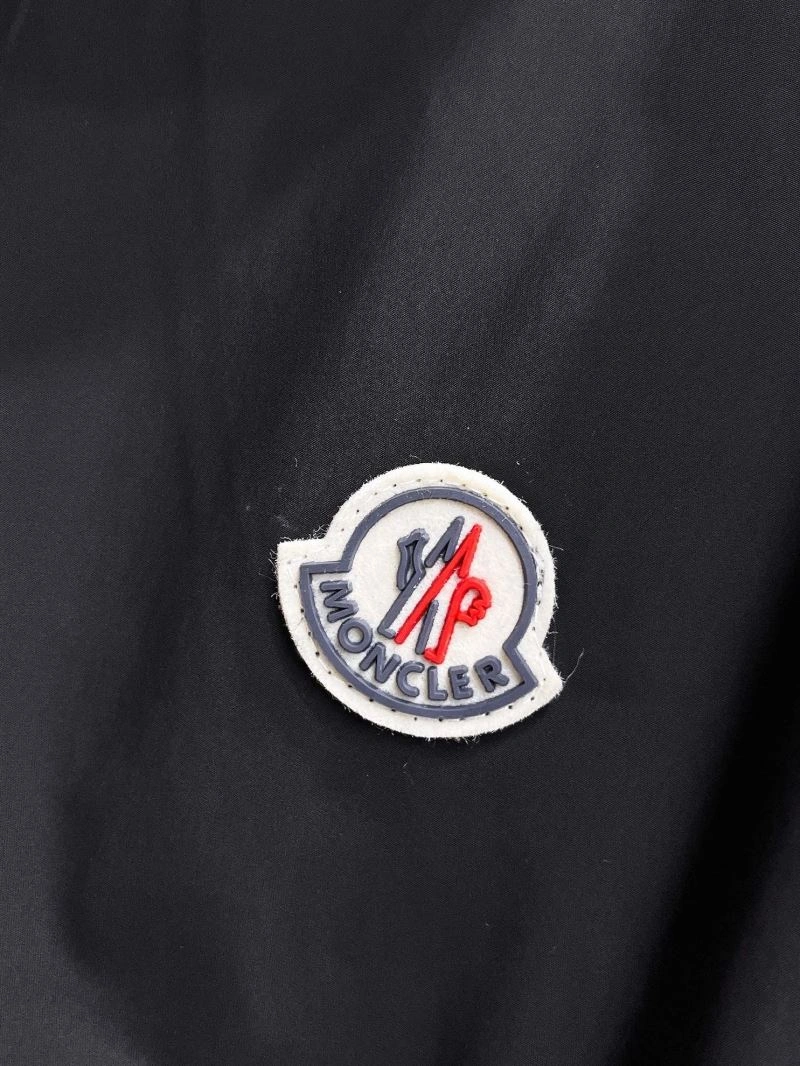 Breathable Moncler Outwear 140763