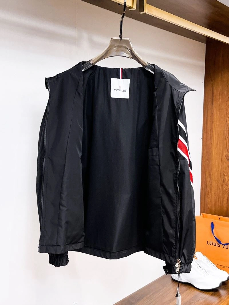 Breathable Moncler Outwear 140763