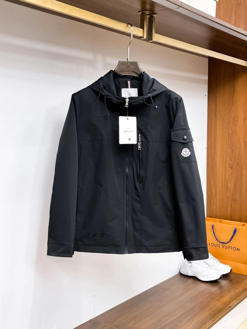 EyeCatching Moncler Outwear 140762
