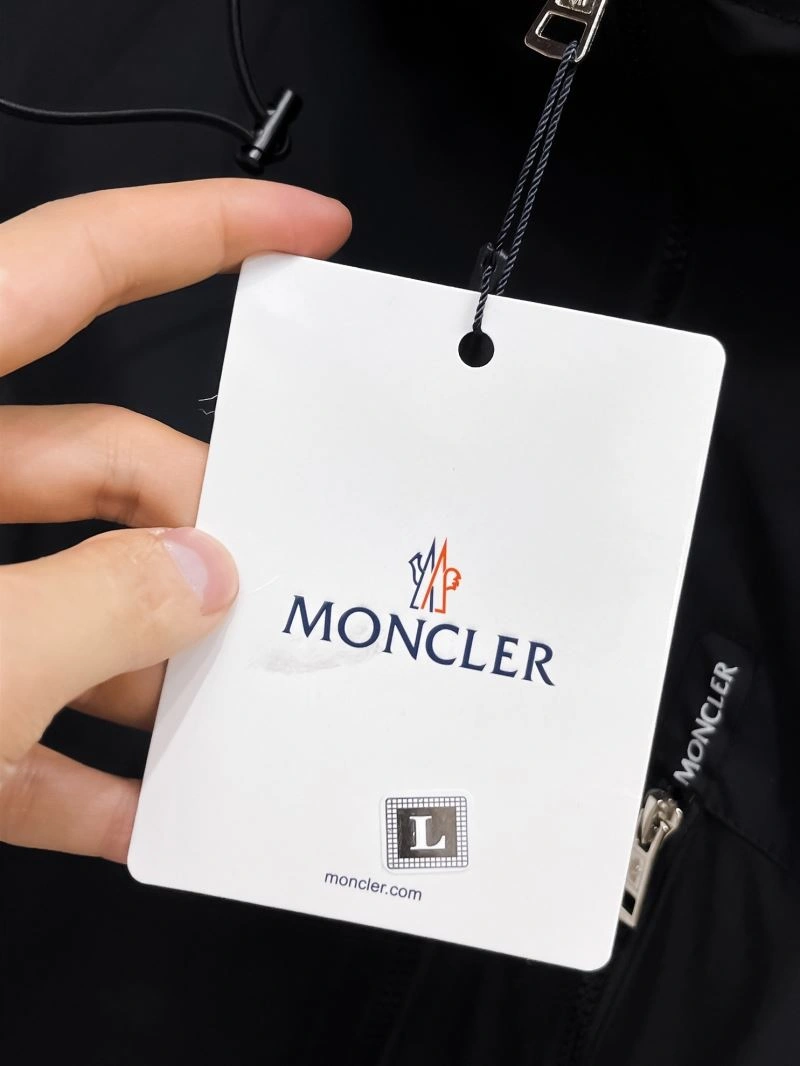 EyeCatching Moncler Outwear 140762
