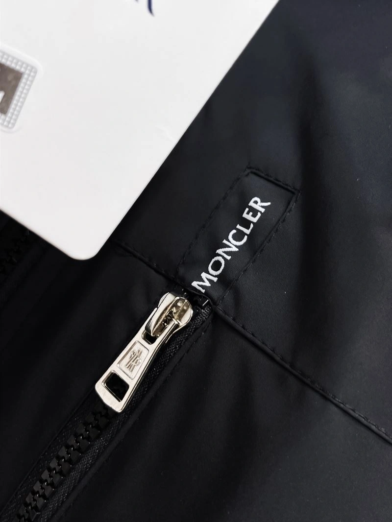 EyeCatching Moncler Outwear 140762