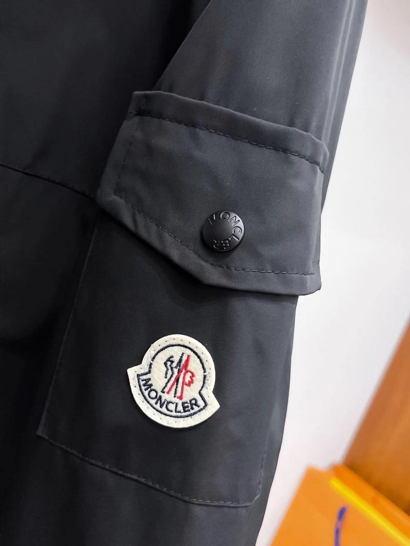 EyeCatching Moncler Outwear 140762