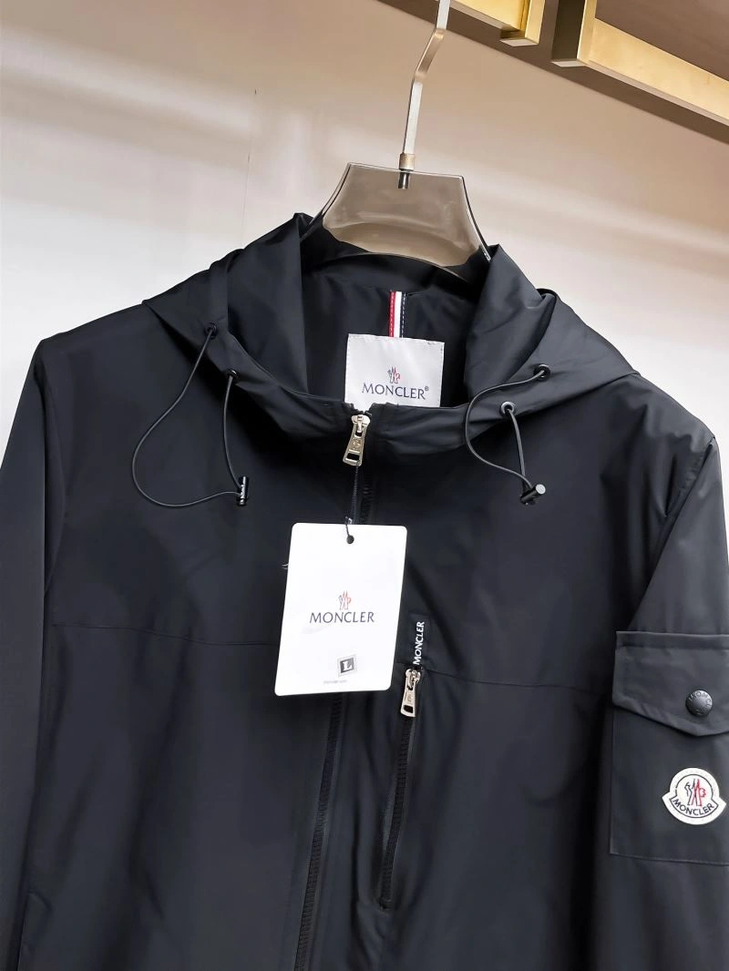 EyeCatching Moncler Outwear 140762